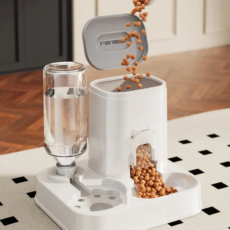 Purr-fectly Hydrated: The Cat's Ultimate Water & Snack Oasis - No Batteries, No Worries, Just Meow-nificent Sips & Nibbles!