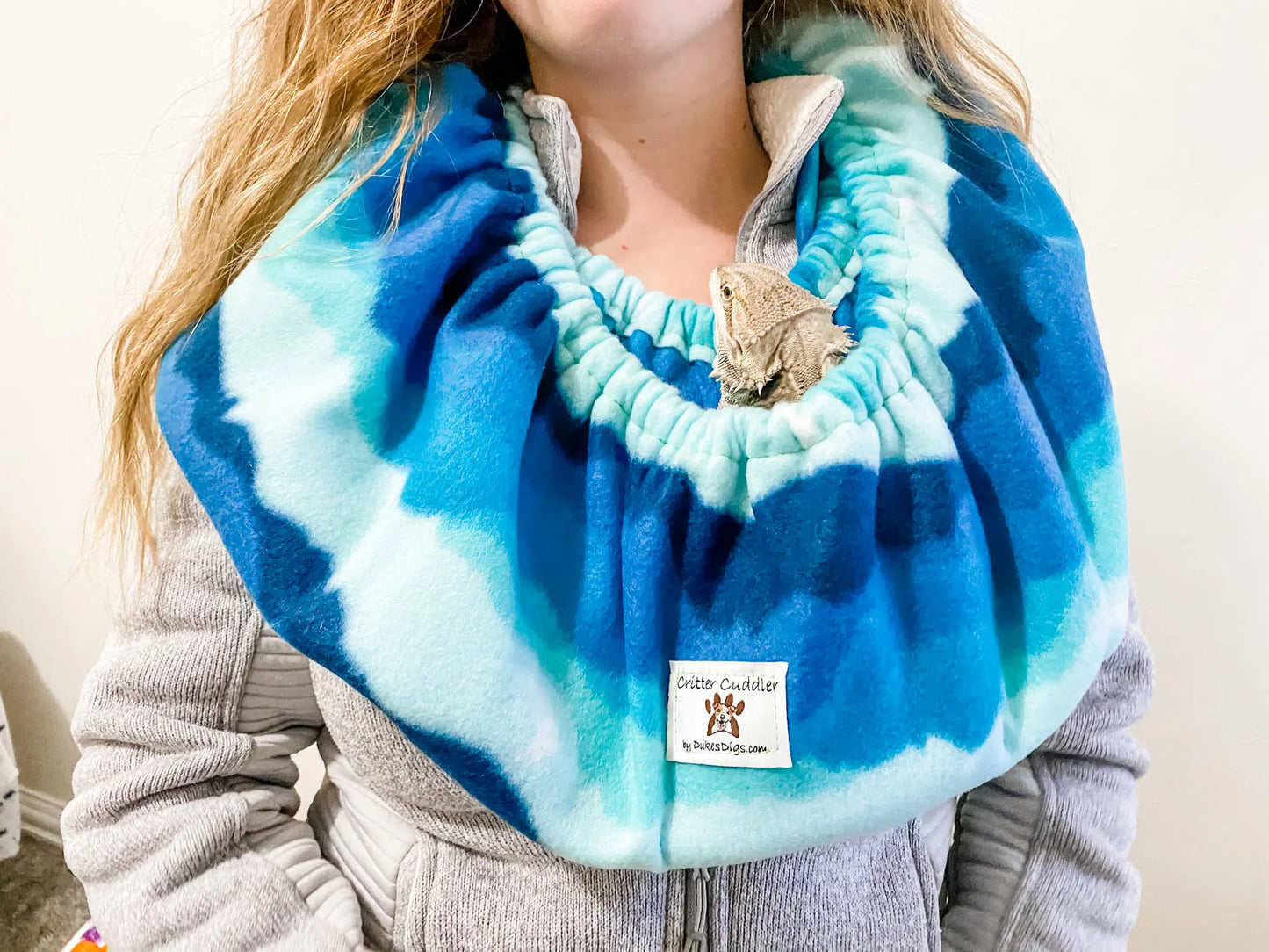 Duke's Deluxe Snuggle Shuttle: The Ultimate Pet Pouch for Furry Sidekicks, Ready for Adventure and Laundry Day Shenanigans!